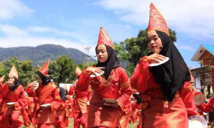 Tari Piring Sebuah Warisan Budaya Sumatera Barat, Yuk Simak