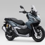 Skuter Petualang Yang Bertenaga Honda ADV, Yuk Kita Bahas!