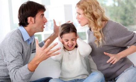Tips Mengatasi Trauma Anak Akibat Kondisi Broken Home