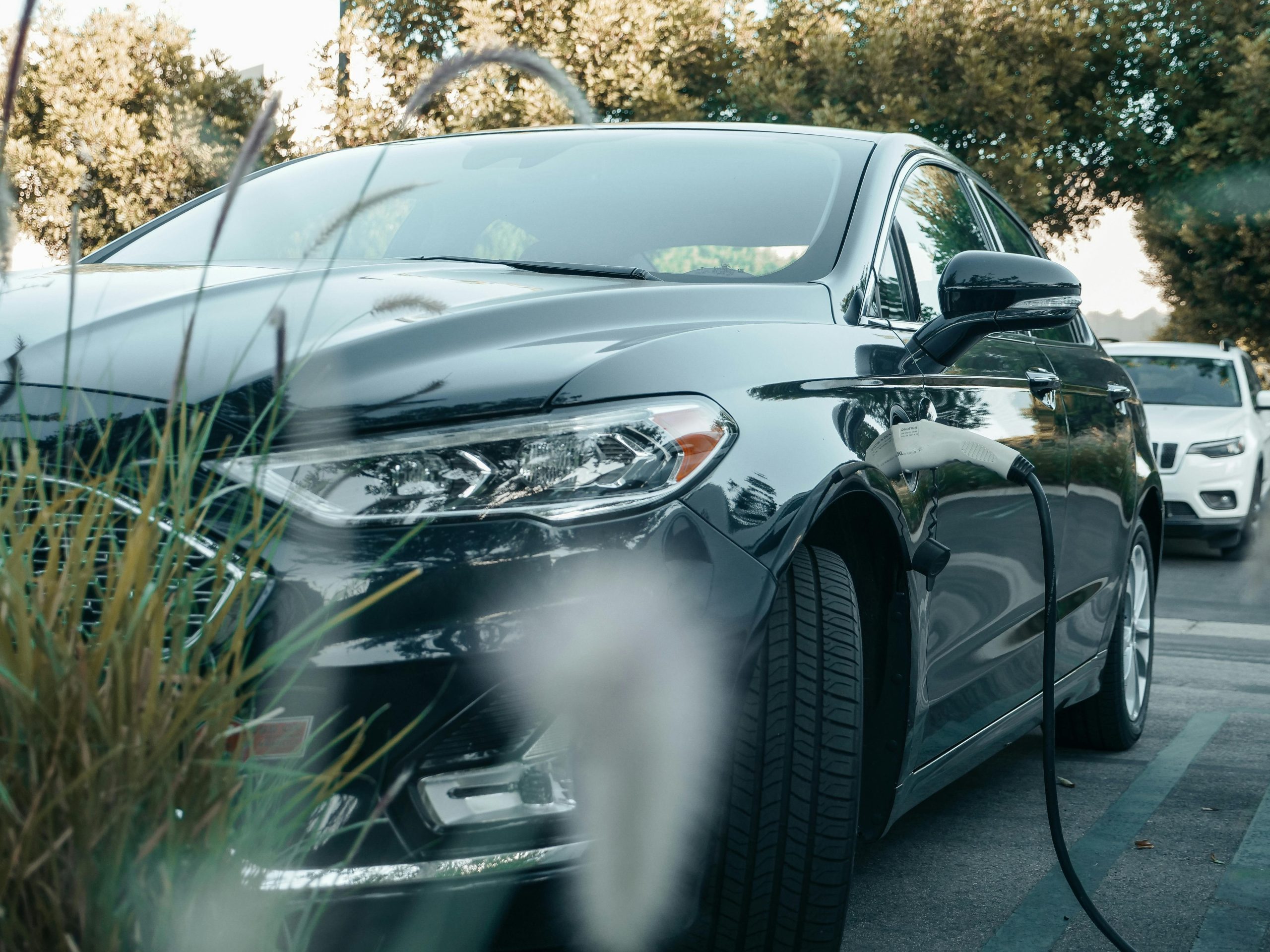Mengenal Mobil Hybrid: